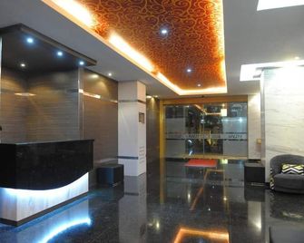 Sylvia Budget Hotel - Kupang - Lobby
