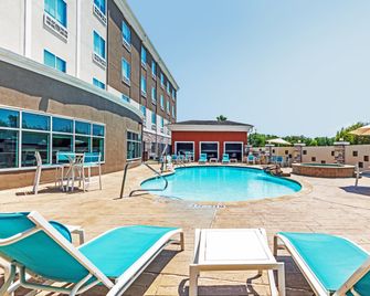 Holiday Inn Express & Suites Houston Space Ctr - Clear Lake By IHG - Webster - Pool