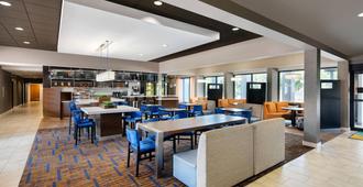 Courtyard by Marriott Dallas Addison/Midway - Addison - Restaurante