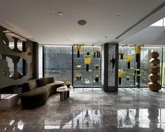 The Nishat Hotel - Lahore - Lobby
