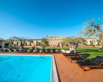 Torre Don Virgilio Country Hotel - Modica - Pool