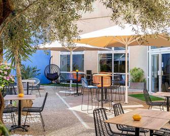 Ibis Styles Perpignan Centre Gare - Perpignan - Hàng hiên