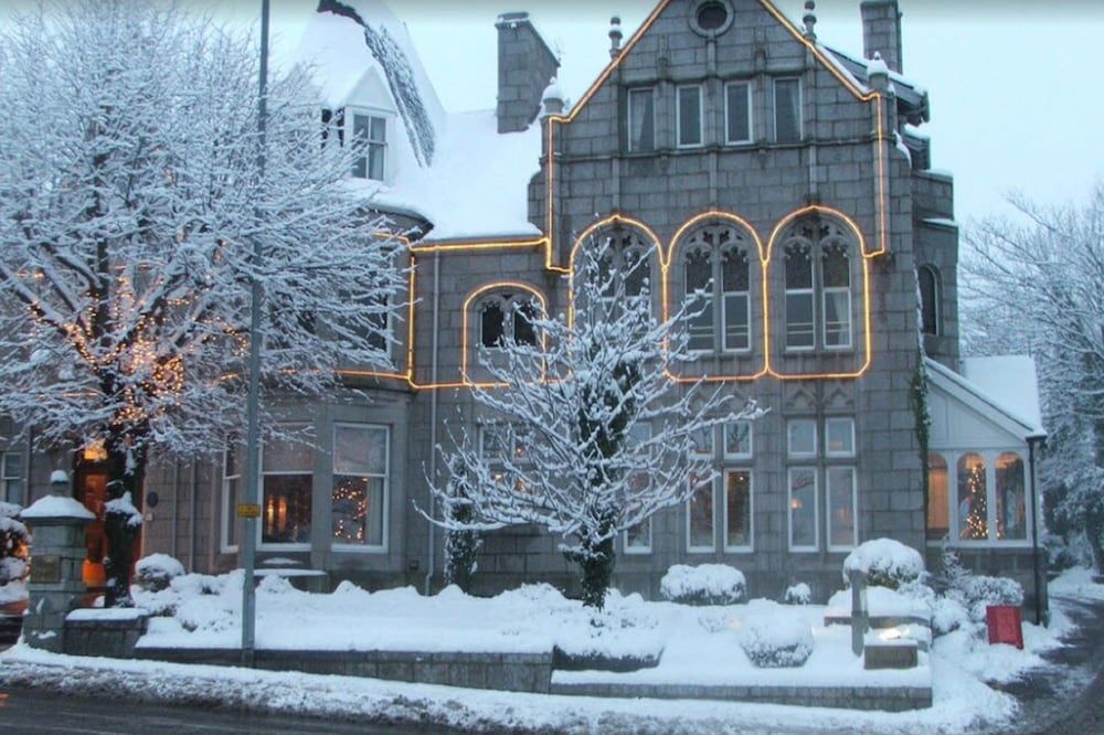 Atholl Hotel - Aberdeen
