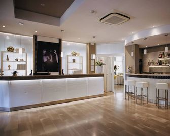 Hotel Lalla Beauty & Relax - Cesenatico - Bar