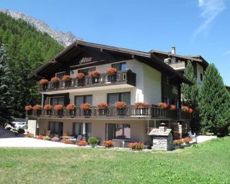 Ferienhaus Alea - Saas-Grund - Building