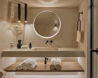You And Me Suites - Firostefani