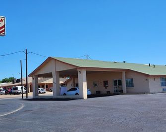 American Inn Cleburne - Cleburne - Gebäude