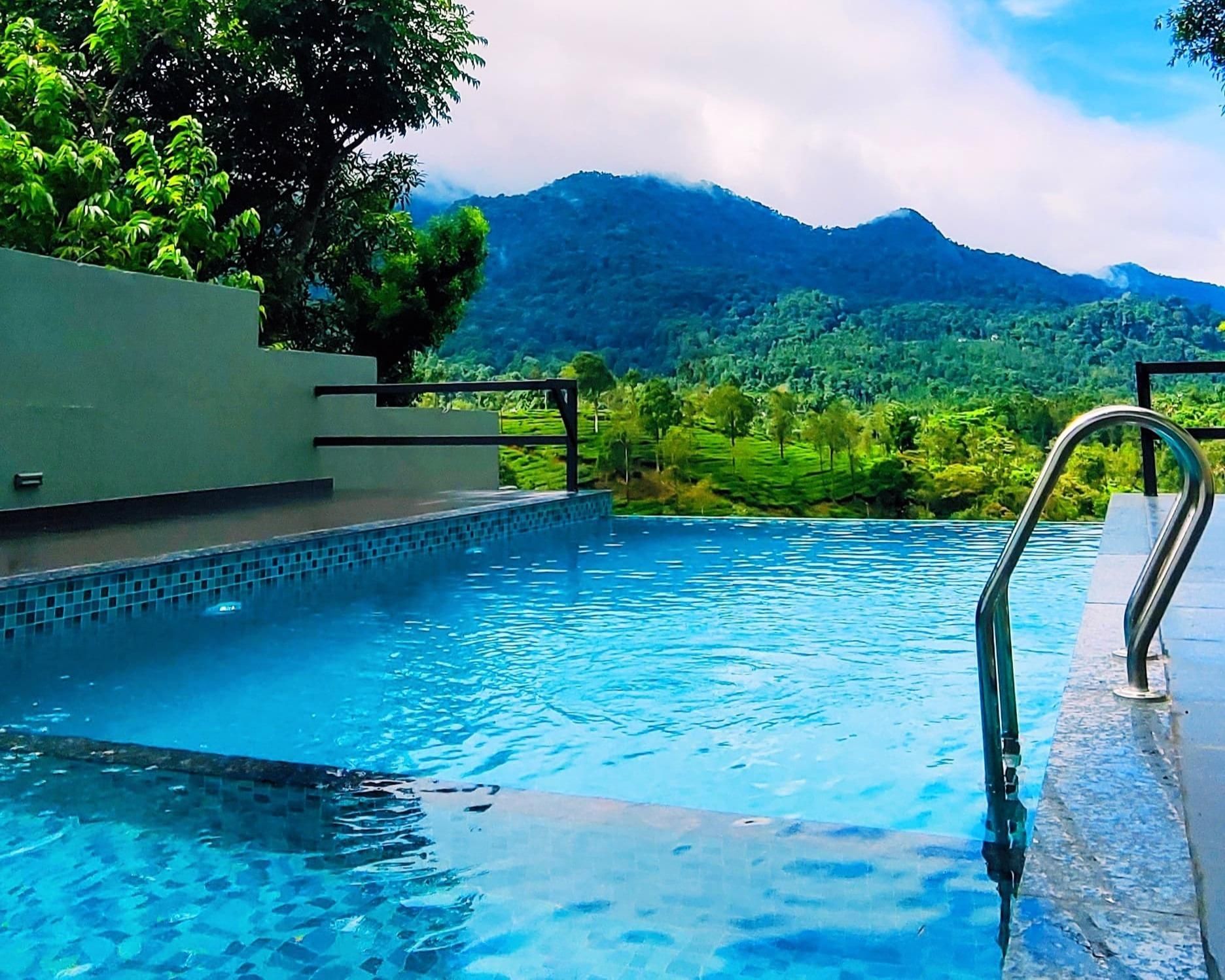Hillway Boutique Resort - Vythiri - حوض السباحة