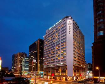 台北凱撒大飯店 - 台北市 - 建築