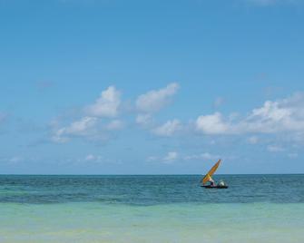 Bidi Badu Zanzibar Village - Hostel - Ukunda - Playa