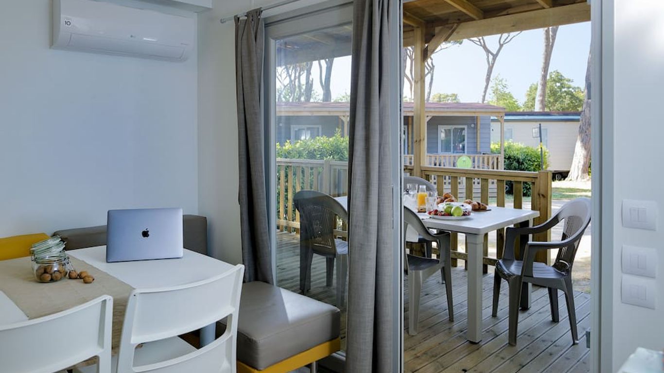 إتش يو بارك ألباتروس فيليدج