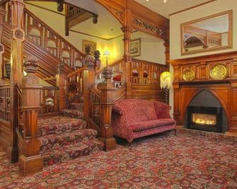 Eliza's Manor On Bealey - Christchurch - Lobby