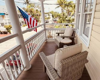 The Independent Inn - Key West - Balkon