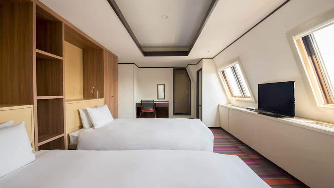 ذا بي سانجينجايا