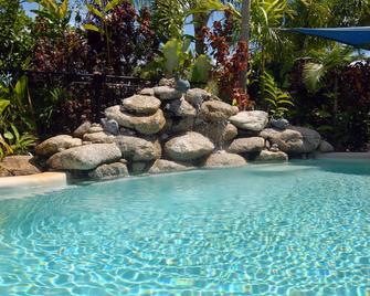 Mission Reef Resort - Mission Beach - Πισίνα
