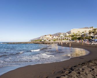 Playa La Arena with pool and privat parking - Puerto de Santiago - Beach