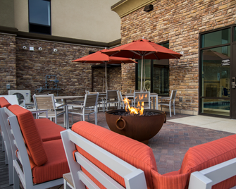 Hampton Inn Decatur Southeast - Decatur - Terasa