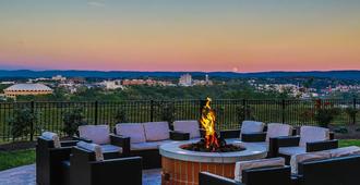 Courtyard by Marriott Morgantown - Morgantown - Balcony