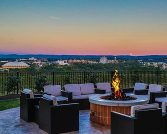 Courtyard by Marriott Morgantown - Morgantown - Parveke