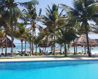 Hotel Club Akumal Caribe - Akumal - Basen