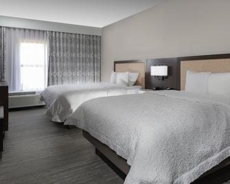 Hampton Inn & Suites Concord Charlotte - Concord - Habitación