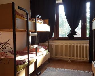 Monteurzimmer in Hamburg West bei Hansezimmer - Hamburgo - Habitación