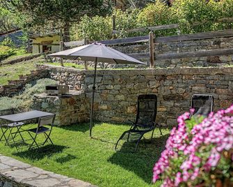 Lo Pailler de Nonno - Valsavarenche - Innenhof