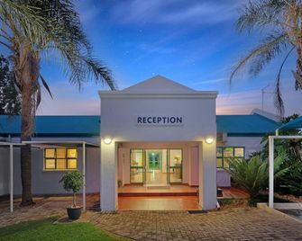 Protea Hotel by Marriott Polokwane Landmark - Polokwane - Budova