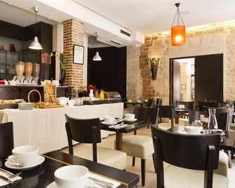 فندق أوروبا سانت سيفيرين - باريس - مطعم