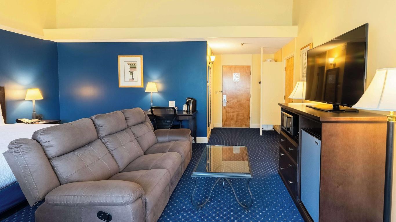 Fireside Inn & Suites Waterville