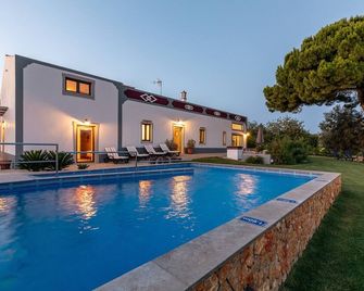 Charming 'Villa Rodrigues' with Air Conditioning, Wi-Fi, Pool & Garden - Loulé - Pool