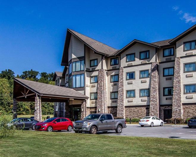 Comfort Inn And Suites Scottsboro Highway 72 East 87 1 1 7