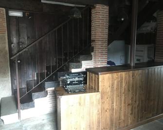 Hotel Rural La Muralla de Ledesma - Ledesma - Front desk