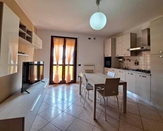 Appartamento Roverella - Rovigo - Kitchen