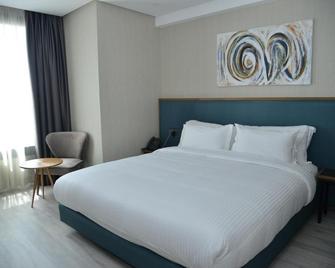 Privilège Oasis Hôtel - Casablanca - Bedroom