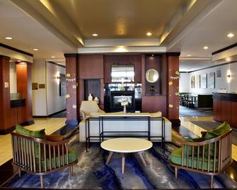 Fairfield Inn & Suites by Marriott Strasburg Shenandoah Valley - Strasburg - Ingresso