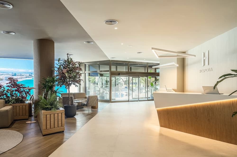 Hesperia Barcelona Sant Just desde 77 Hoteles en Barcelona KAYAK