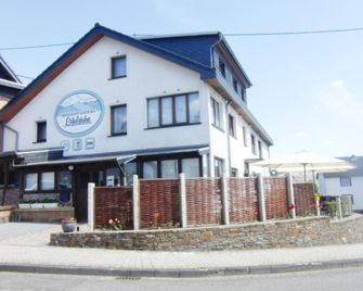 Hotel Eifelstube - Nuerburg - Building