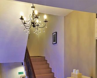De Uptown Hotel @ Subang Jaya - Subang Jaya - Stairs
