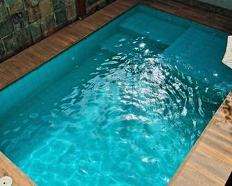 Standard room, for accommodation in the Parish in Jacarepaguá. - Rio de Janeiro - Pool