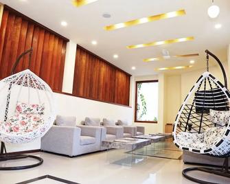 Holikan Beach Maafushi - Maafushi - Lounge