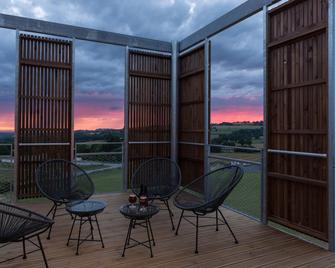 Hôtel Omnubo Collection - Les Epesses - Патіо