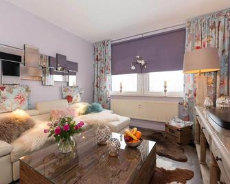 Bad Lausick exclusive summer and autumn offers for you reduced - Bad Lausick - Wohnzimmer