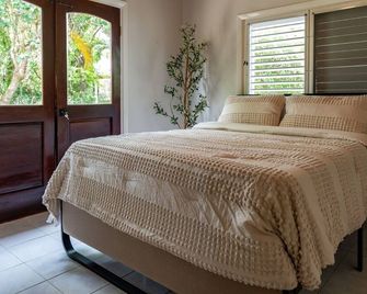 Charming 2-bedroom Villa - Pares - Bedroom