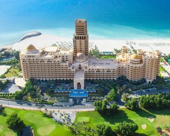 Waldorf Astoria Ras Al Khaimah - Ras Al Khaimah - Piscina