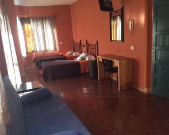 Hostal Tamonante - Gran Tarajal - Habitación