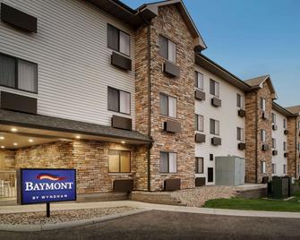 Baymont by Wyndham Glenwood - Glenwood - Edifício
