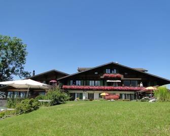 Hotel Chalet Bergblick - Aeschi bei Spiez - Edifício