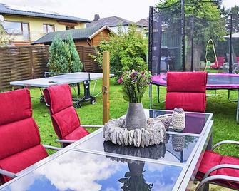 Idyll Near Limburg/lahn - Hünfelden - Patio