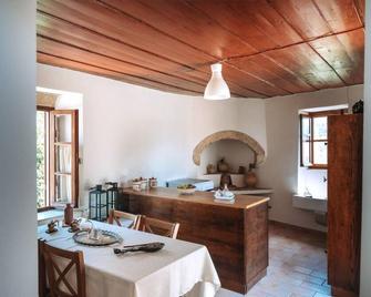 Melody house in Roustika - Roustika - Comedor